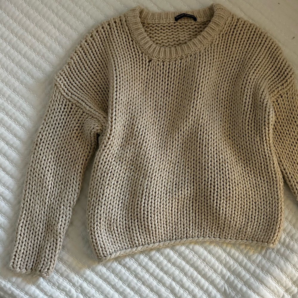 Brandy Melville One Size Cream Sweater